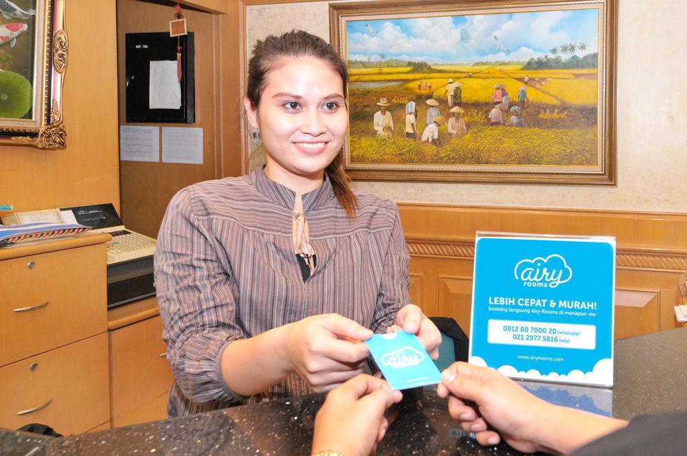 Hotel Maricaya Makassar Esterno foto
