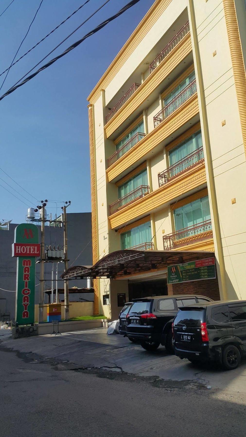 Hotel Maricaya Makassar Esterno foto