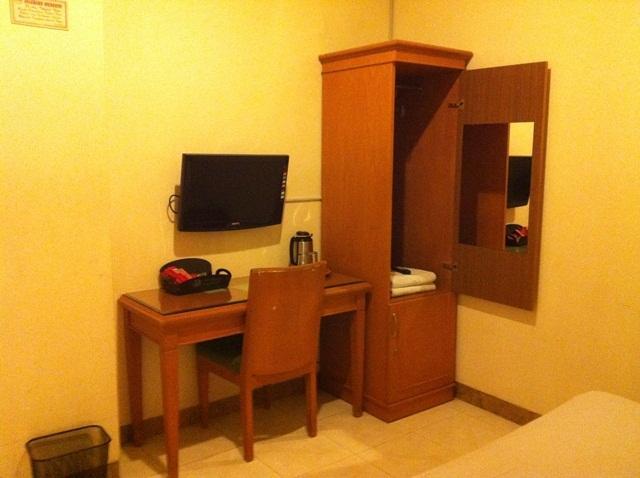 Hotel Maricaya Makassar Esterno foto